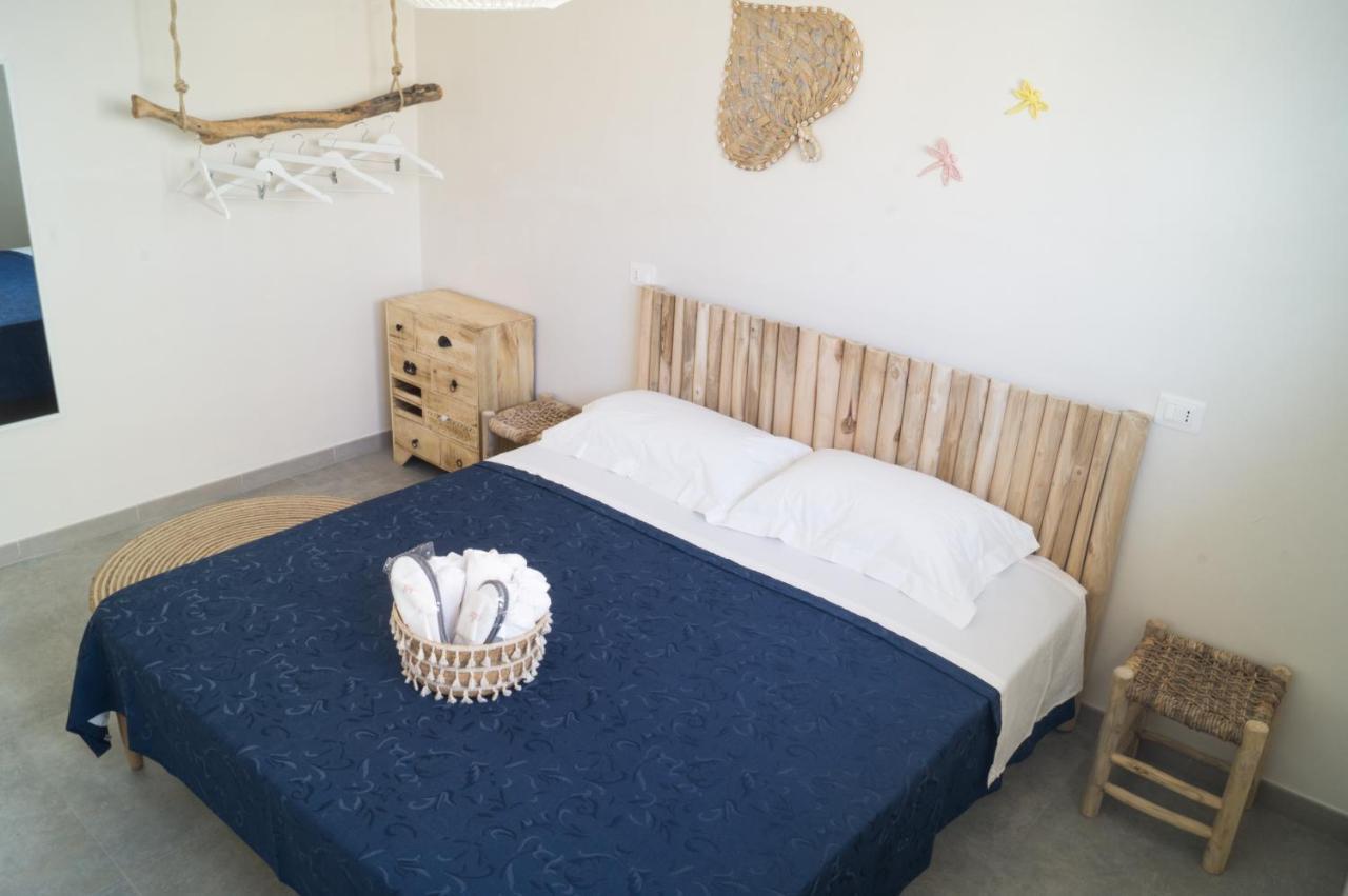Casa vacanza a 10 metri dal mare Polignano a Mare Esterno foto