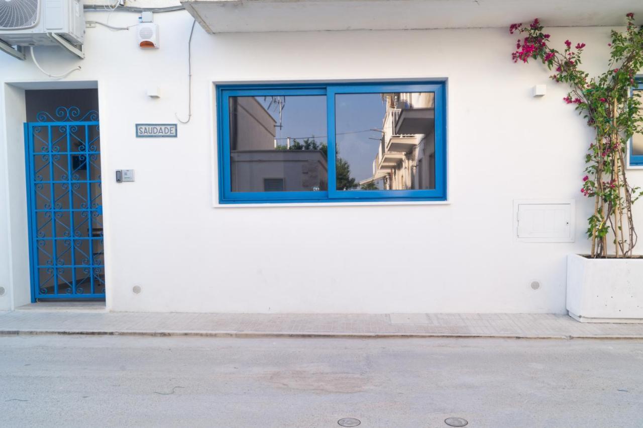 Casa vacanza a 10 metri dal mare Polignano a Mare Esterno foto
